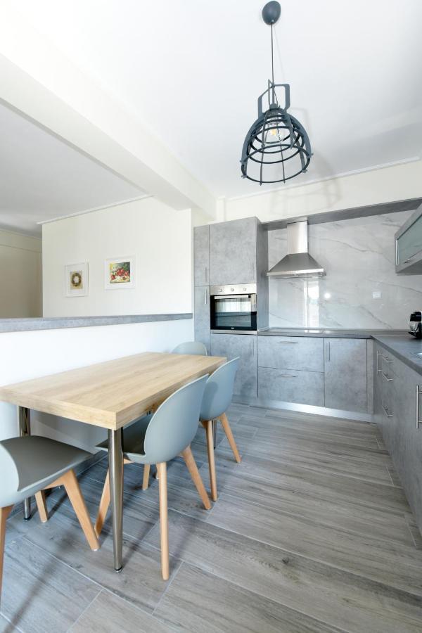 Apartment W1 *