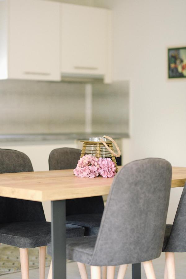 W1 Apartment *