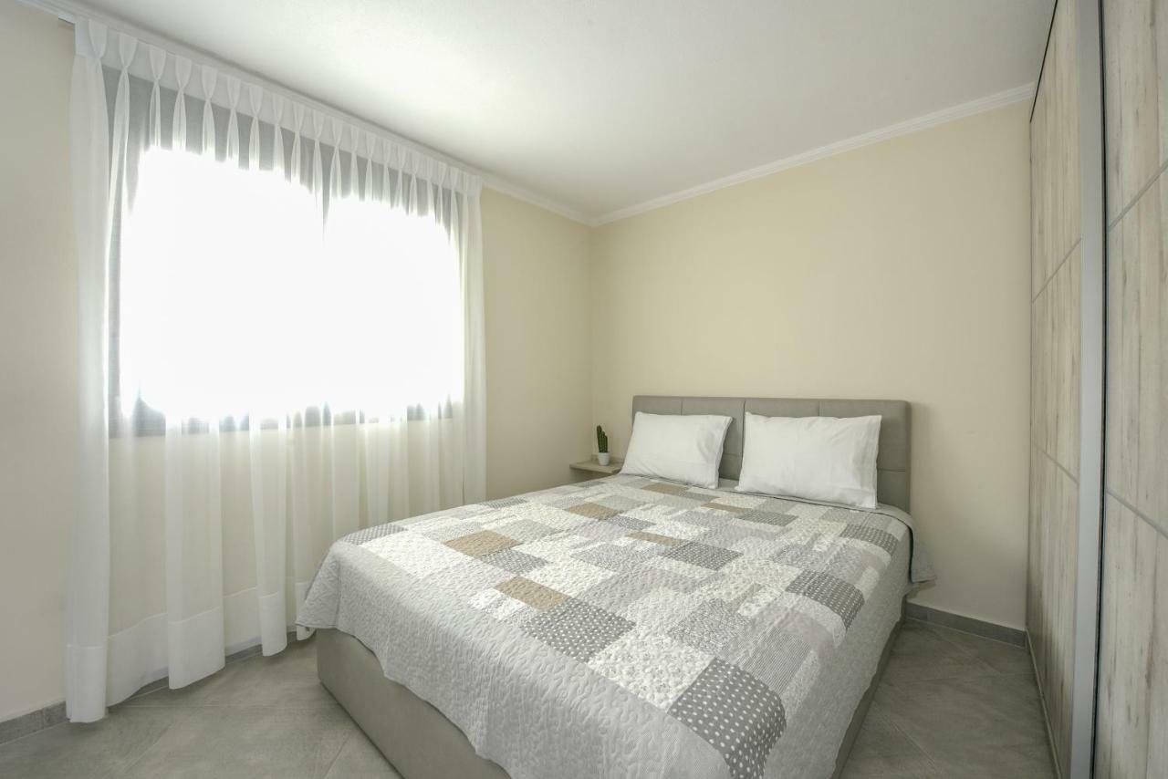 Apartment W1 *